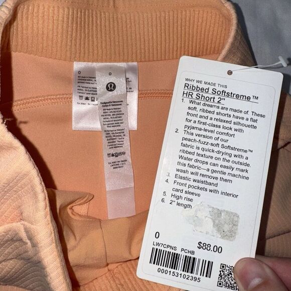 NWT Lululemon Ribbed Softstreme High Rise Short Size 0 2” Peach Bellini - Picture 3 of 5